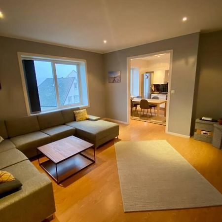 Nice And Central Apartment In Quiet Area Ålesund المظهر الخارجي الصورة